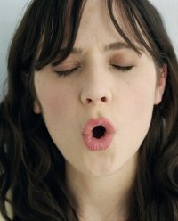 Zooey Deschane picture.jpg
