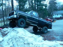 Truck on snow.jpg