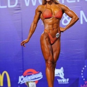 Zsuzsanna_Toldi