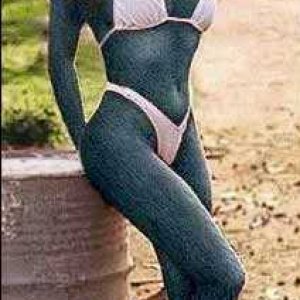 Monkey_woman_WEB