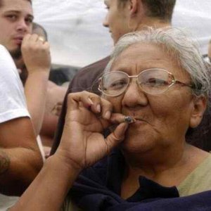 shutup N smoke