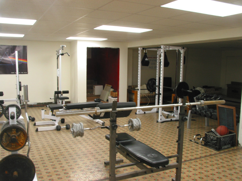 Office Gym Middle View