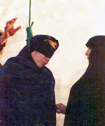 Woman%20Hanging%20Iran%203.jpg