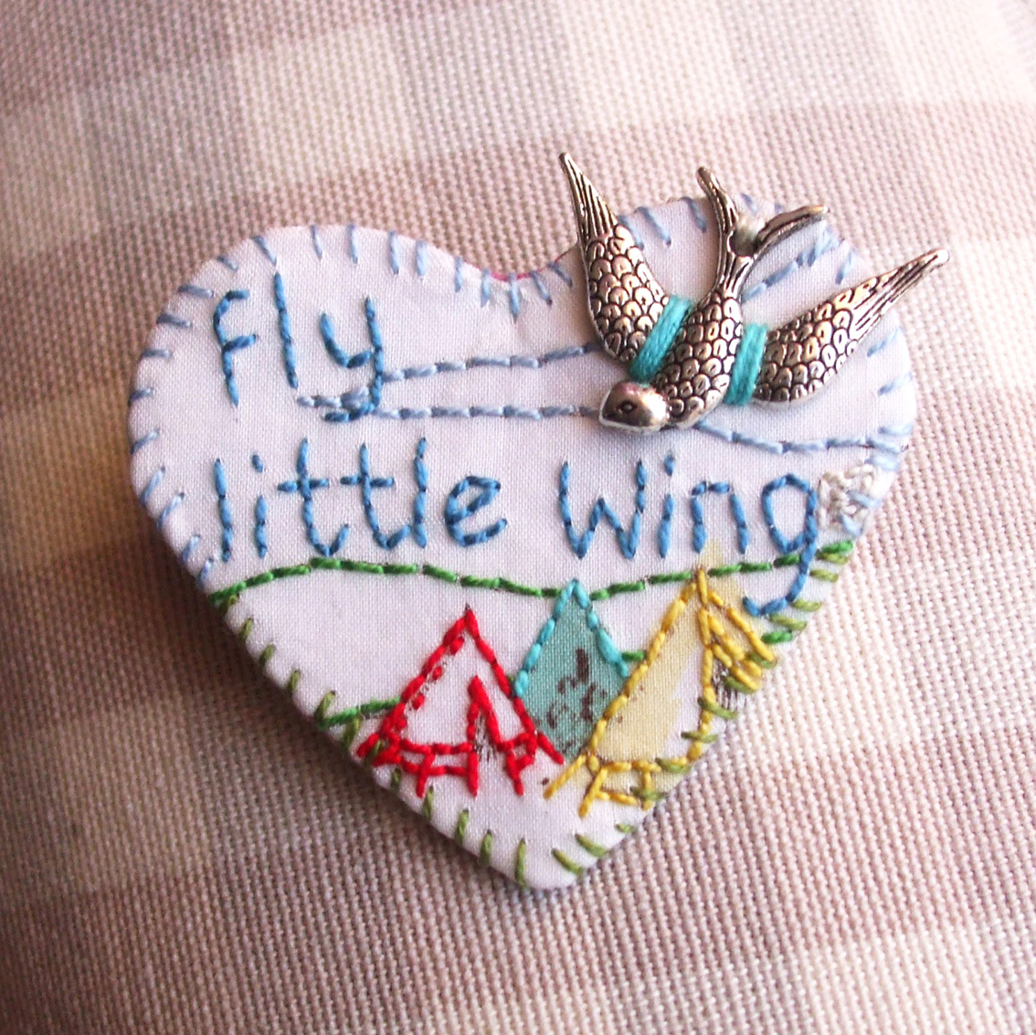 Fly+little+wing.jpg