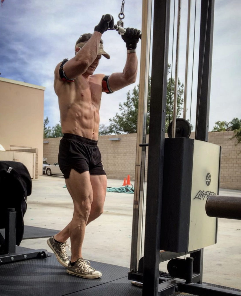 how-to-stay-fit_in_50sandbeyond-gym-834x1024.jpg
