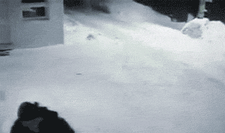 V2urKyx.gif