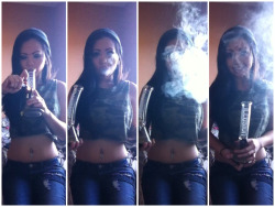 tumblr_mgqjq9SEry1qfw02po1_250.jpg