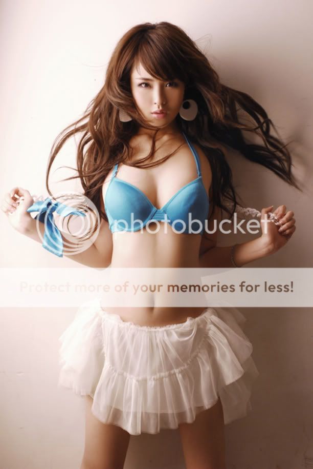 chinese-models-00853352.jpg