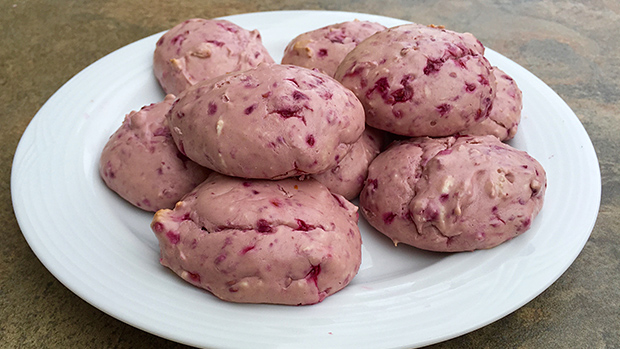 Raspberry Cheesecake Cookies