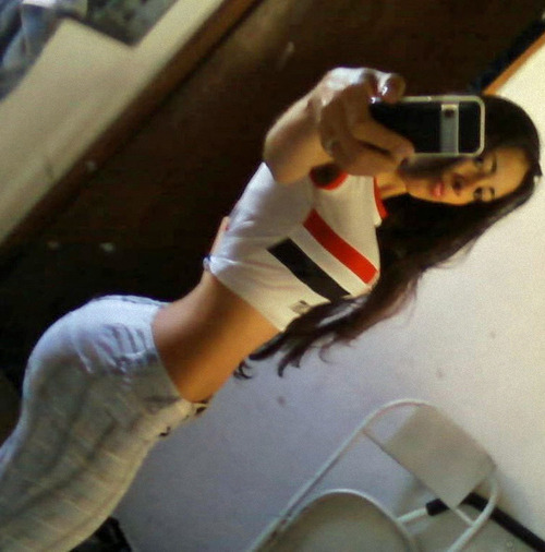 tumblr_mm01jdT4Nk1rfnl1wo1_500.jpg