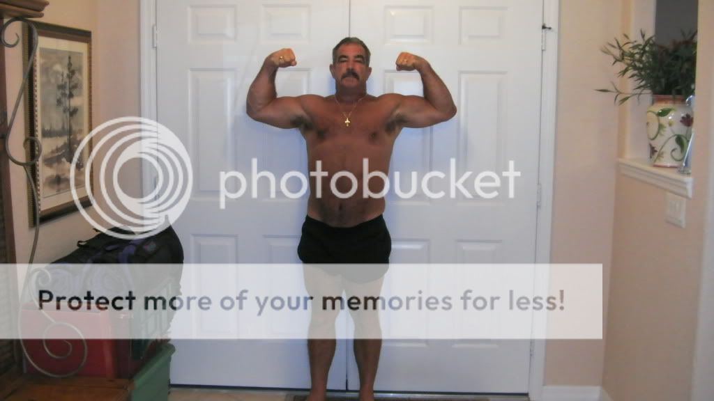 7MOFRONTPOSE.jpg