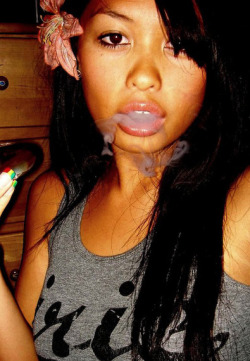 tumblr_mgfprjAlBO1r9l9x9o1_250.jpg