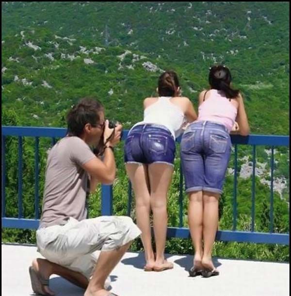 2046-naughty-photographer.jpg