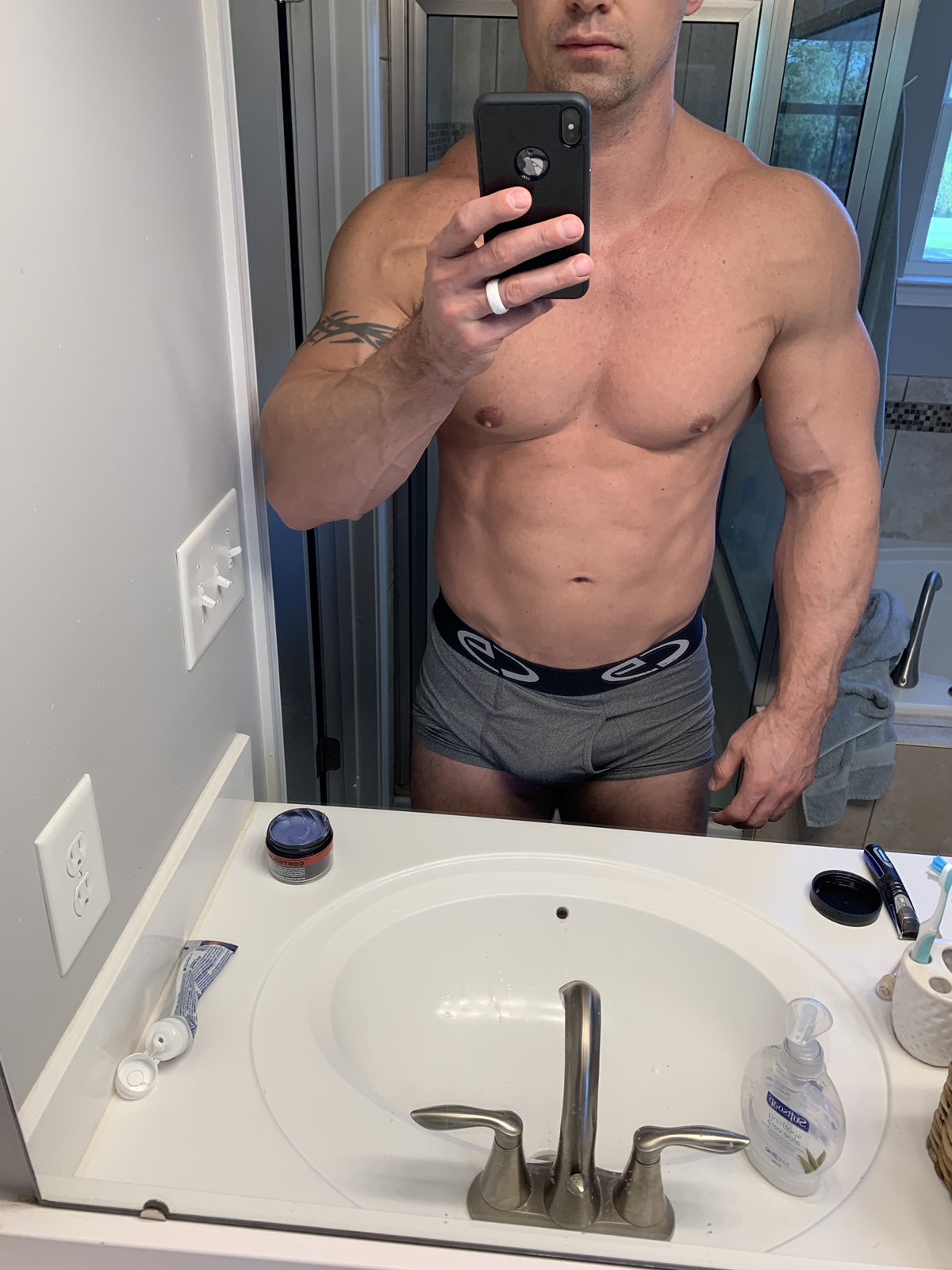 dd034c57b9a84a678724f8ca33ac2ee9.jpg