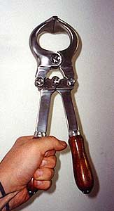 Burdizzo-1.jpg