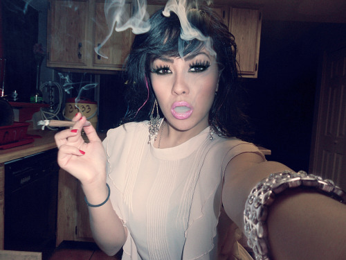 tumblr_mqe8iqWobU1s9oxd0o1_500.jpg