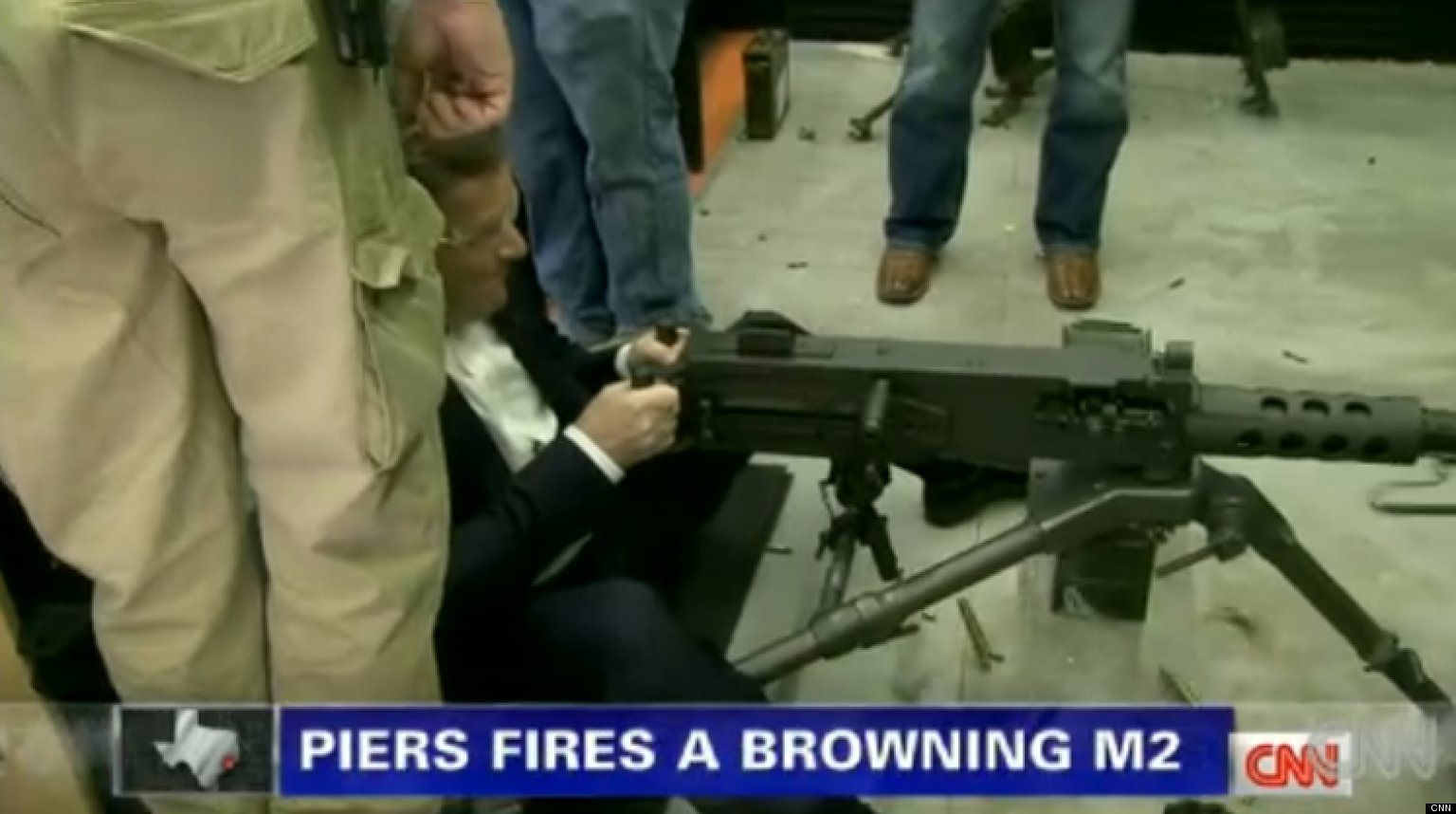 o-PIERS-MORGAN-MACHINE-GUN-facebook.jpg