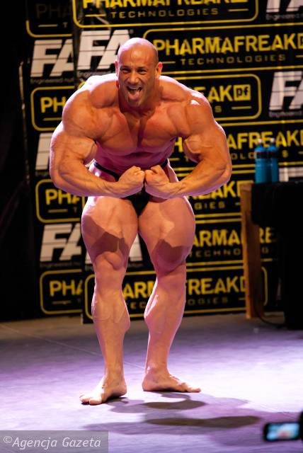 z9562693XRobert-Burneika-w-Krakowie.jpg