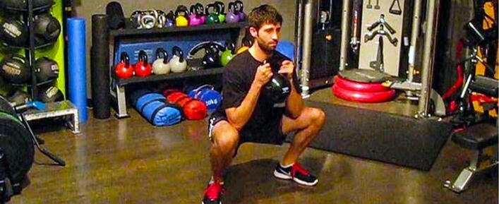 Goblet-Squat Goblet-Squat