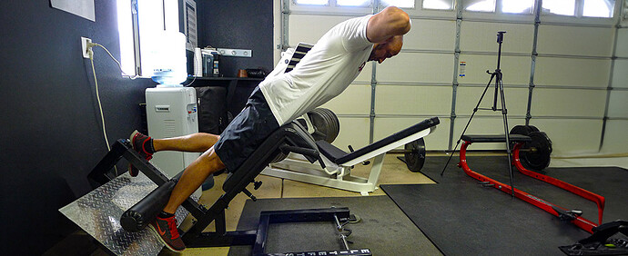 single-leg-prisoner-back-extension-II single-leg-prisoner-back-extension-II