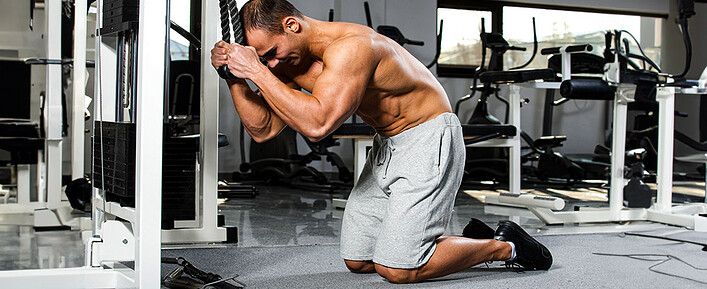 Cable-Crunches Cable-Crunches