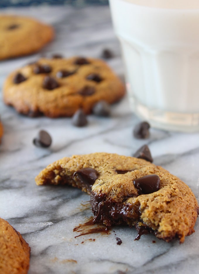 paleo almond butter cookies paleo almond butter cookies