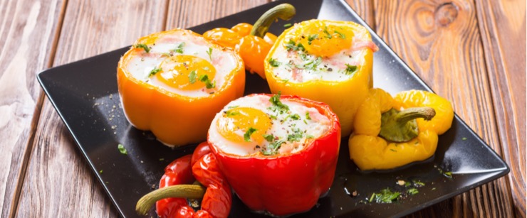 best foods for cold season: eggs in bell peppers best foods for cold season: eggs in bell peppers