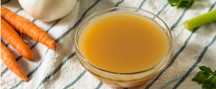 best foods for cold season: bone broth best foods for cold season: bone broth